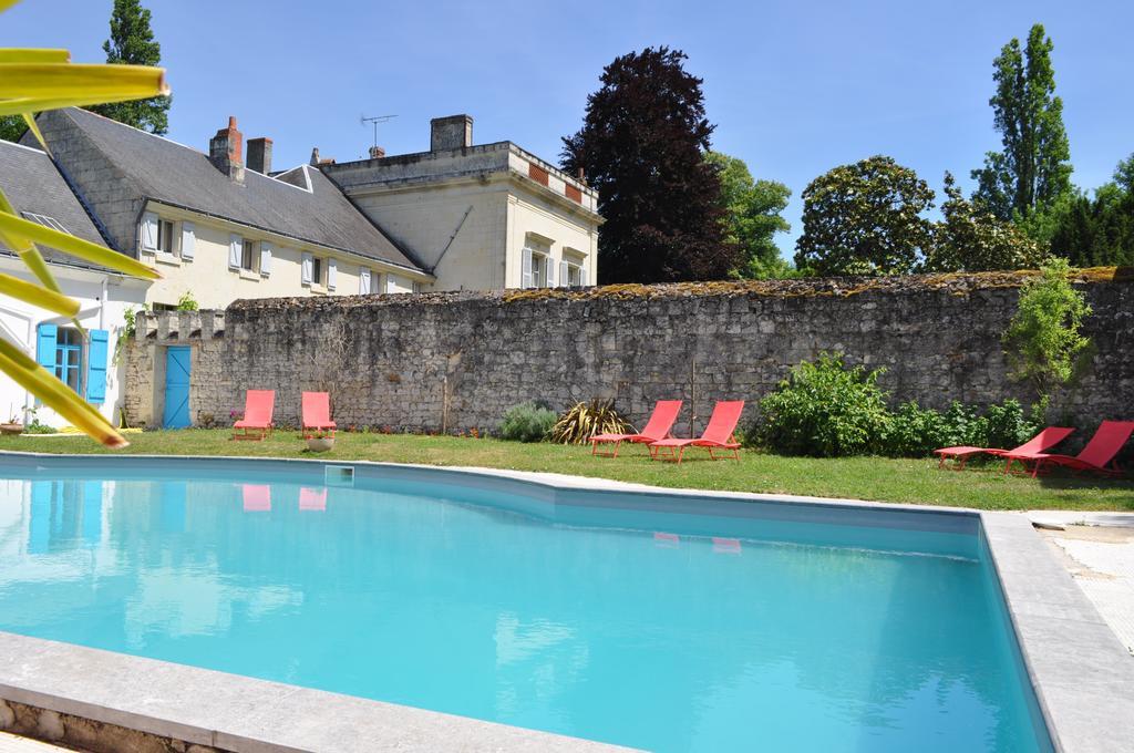 Neuillé Les Longchamps Bed & Breakfast エクステリア 写真